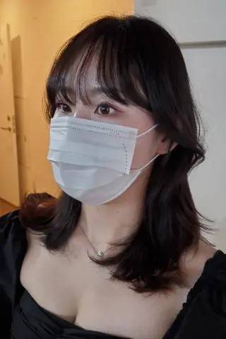 ミディアム カラー フリーランス所属・韓国ヘア レイヤー くびれヘアMATSUのヘアスタイル