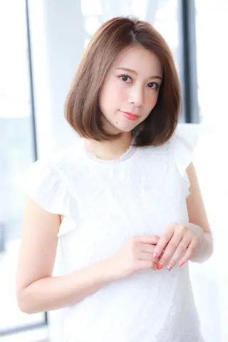 ミディアム RIANA/髪質改善 マンツーマンサロンのヘアスタイル