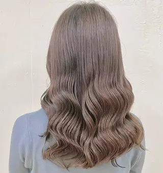 セミロング ブリーチ✖️ 縮毛LANDのヘアスタイル