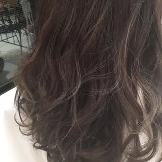 ロング カラー THE DAY所属・AKI HASHIMOTOのヘアスタイル