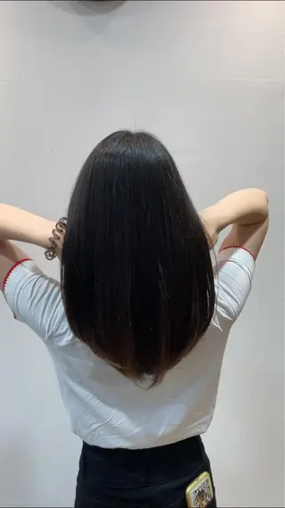 ミディアム イチゴ森下所属・🌟髪質 改善🌟のヘアスタイル