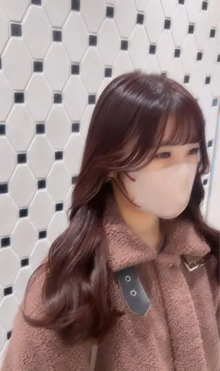 ロング カラー パーマ ヘアアレンジ 顔周り/透明感/銀座 🩵りのせのヘアスタイル