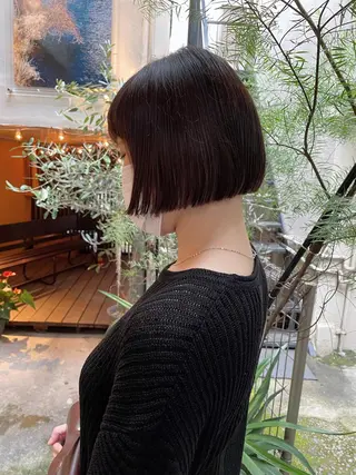 ショート カラー 高橋 愛美のヘアスタイル