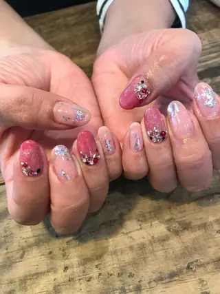 ネイル 佐藤  悠子のネイルデザイン