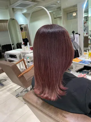 ミディアム 艶カラー🩵中久保 舞優🩵のヘアスタイル