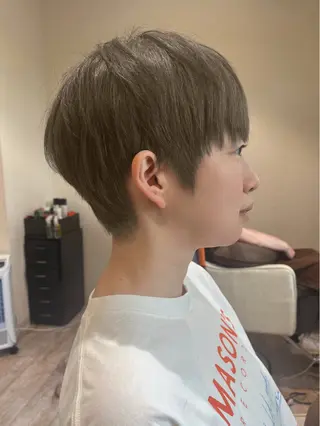 ショート カラー KURIYAMA Rimのヘアスタイル