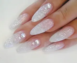 ロング ネイル CharmeNail&Beautyシャルムネイル＆ビューティー所属・シャルムネイル ビューティーのネイルデザイン