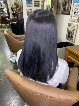 セミロング カラー モモカ/ハイトーン /バレイヤージュのヘアスタイル