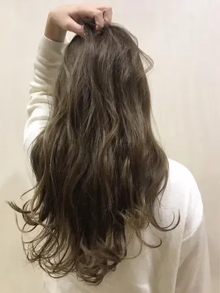 ロング カラー 指名支持率NO.1 スタイリストのヘアスタイル