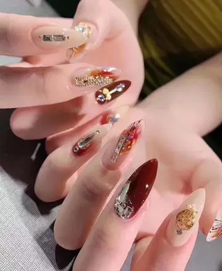 ネイル マツエク・マツパ AB マツエクネイルサロンのネイルデザイン