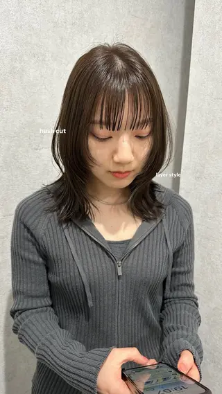 ミディアム v-lab studio所属・韓国レイヤーカット/ 艶カラー/ noaのヘアスタイル