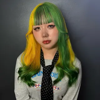 ロング カラー ★デザインカラー ハイトーン ももか★のヘアスタイル