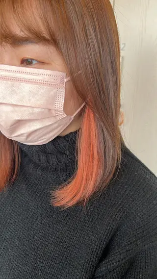ミディアム カラー 石崎 真維のヘアスタイル