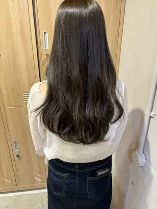 ロング LOREN＋透明感 オリーブhirokoのヘアスタイル