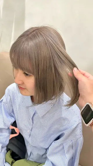 ショート 𝑴𝑰𝑨🎀赤髪 /ピンク/髪質改善のヘアスタイル