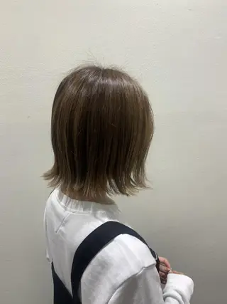 ミディアム カラー レイヤー/ショート /山田譲治✂️のヘアスタイル