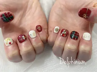 ネイル 岡本 友恵のネイルデザイン