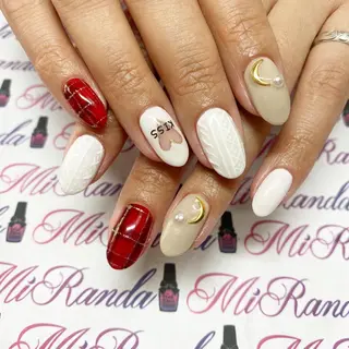 ネイル MiRanda Nail所属・MiRanda 保坂 舞のネイルデザイン