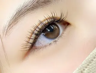 マツエク・マツパ プラスアイ千葉東口店 mamico🎧のマツエク・マツパデザイン