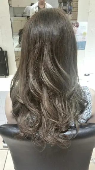 ミディアム セミロング ロング カラー ヘアアレンジ 【髪質改善美容師】t occa茨木篠原健太のヘアスタイル