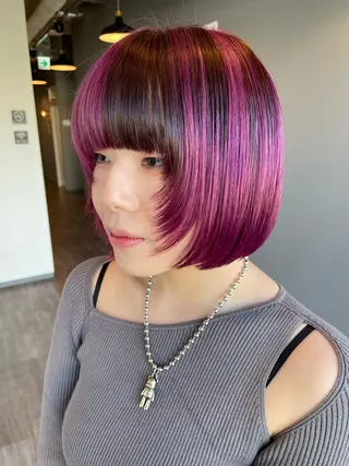 ショート カラー 艶カラー🌙縮毛矯正 /ボブ【Reina】のヘアスタイル