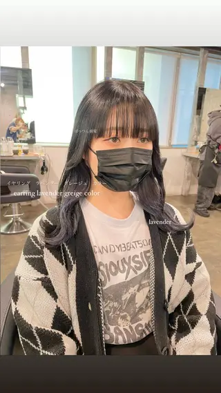 セミロング カラー パーマ ヘアアレンジ メンズ キッズ ネイル マツエク・マツパ アイブロウ 透明感カラー・レイヤ ー🎀amika🎀のヘアスタイル