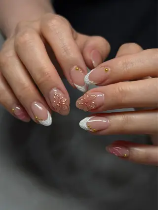 ネイル REHTOF ｜朝7時Open☀️のネイルデザイン