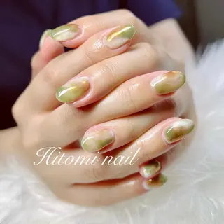 ネイル 大澤 瞳のネイルデザイン