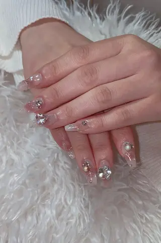 ネイル n o q r m. n a c h iのネイルデザイン