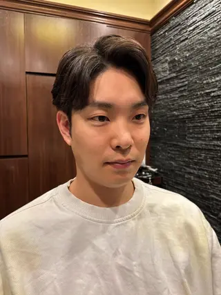 ミディアム 小松 美雄のヘアスタイル