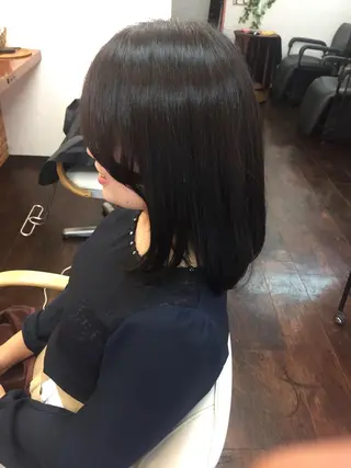 ミディアム カラー 桧山 真のヘアスタイル
