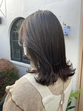 ミディアム カラー SALOWIN下北沢所属・hazuki 🌝のヘアスタイル