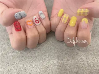 ネイル 岡本 友恵のネイルデザイン