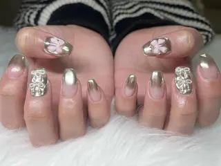 ネイル glowroom所属・sa yaのネイルデザイン