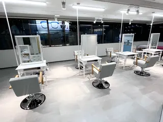 横野 孝志のヘアスタイル