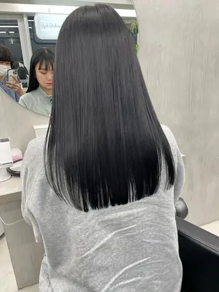 ロング パーマ VIE表参道所属・艶感カラー/縮毛 矯正/りょお🫧のヘアスタイル