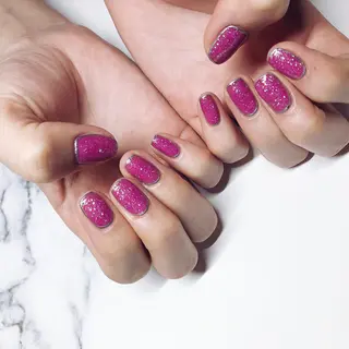 ネイル 🌞💜 KAORI 🌴のネイルデザイン