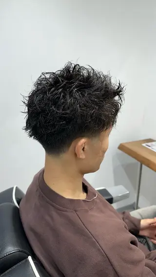 パーマ メンズ 律喜/パーマ /メンズ/フェードのヘアスタイル