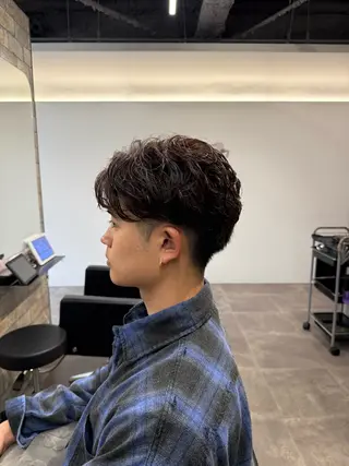 ショート カラー メンズ 髙橋 翔一のヘアスタイル