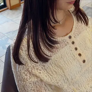 ミディアム 松浦 萌のヘアスタイル