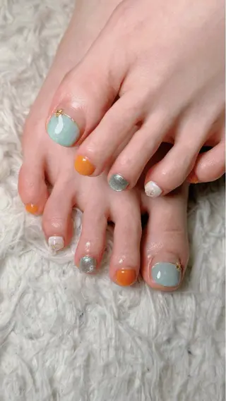 ネイル haleyume所属・shino🌟 痛ネイルのネイルデザイン