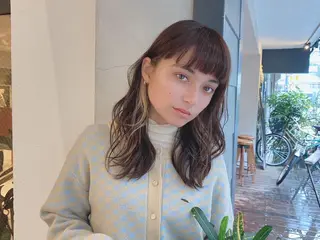 ミディアム ルービック 梅田茶屋町店のヘアスタイル