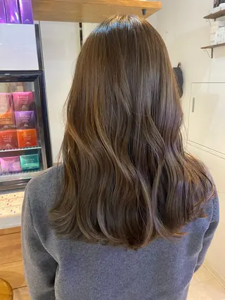 ミディアム カラー scene.池袋所属・scene. haraのヘアスタイル