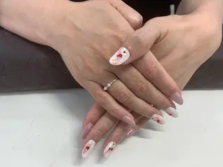 ネイル Mule Beauty Salon所属・ミュール ビューティーサロンのネイルデザイン