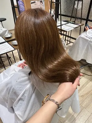 ロング 神谷 あいりのヘアスタイル