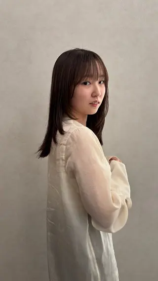 ミディアム カラー 🍐透明感カラー🍐 レイヤーカットのヘアスタイル