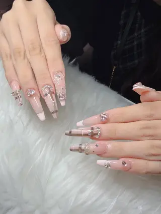 ネイル Lee Nailsのネイルデザイン
