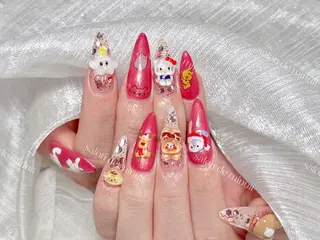 ネイル Momo 🤍のネイルデザイン