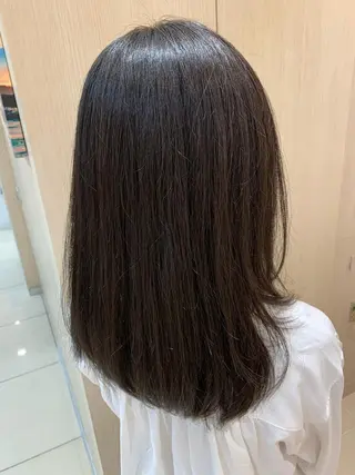 ミディアム ツヤ髪🌈髪質改善 🌈ナカゴシのヘアスタイル