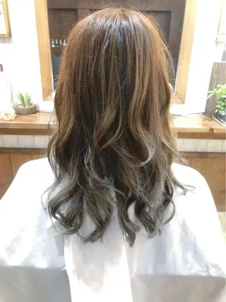 ロング カラー Baby Step ウエノのヘアスタイル